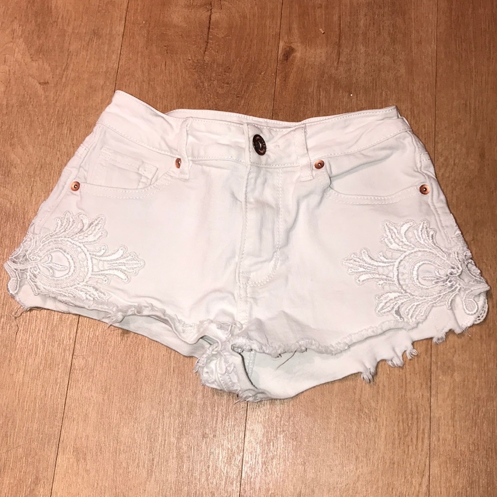 Bullhead High Rise White Shorts